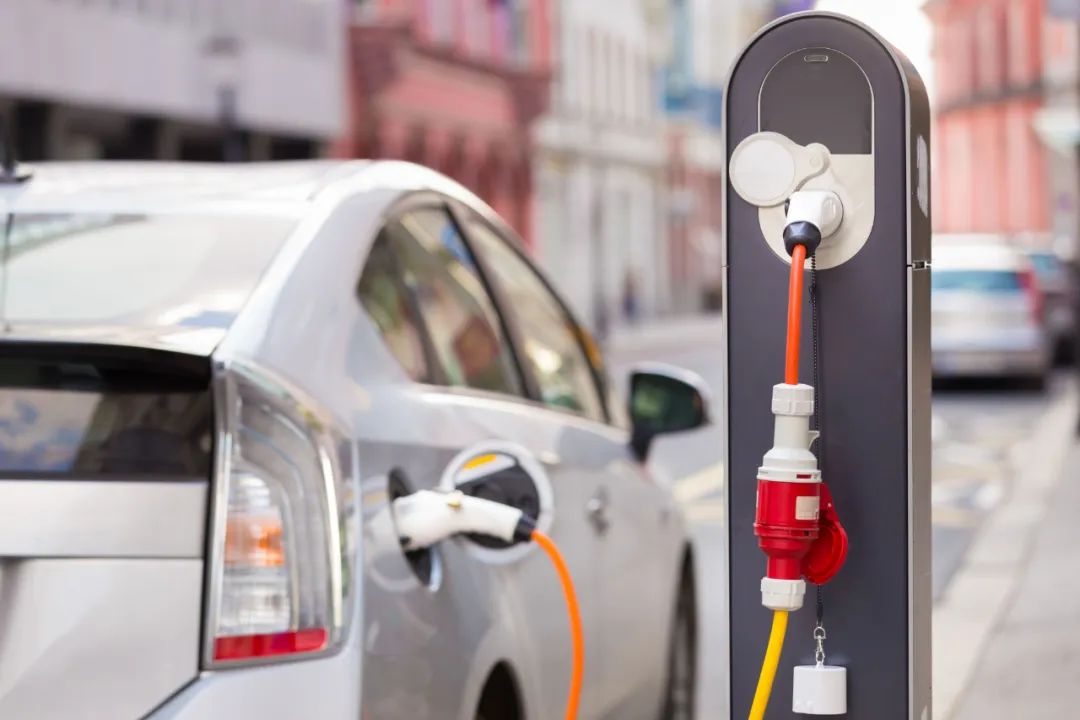 2023上半年新能源汽車係列利好政策一文速覽，哪條與你最相關？_sdyinshuo.com